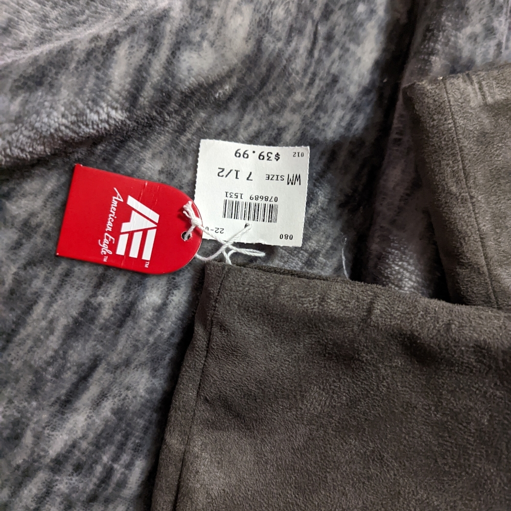 Fall return trend.american eagle boots - Picture 4 of 5